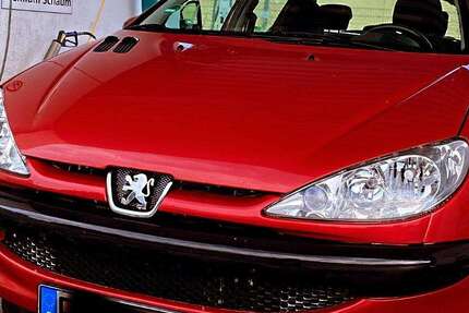 Peugeot 206 156.000 km 1.899 &euro; Sachsenheim, Stadt 74343