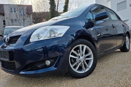 Toyota Auris 55.000 km 6.600 € Stuttgart 70563