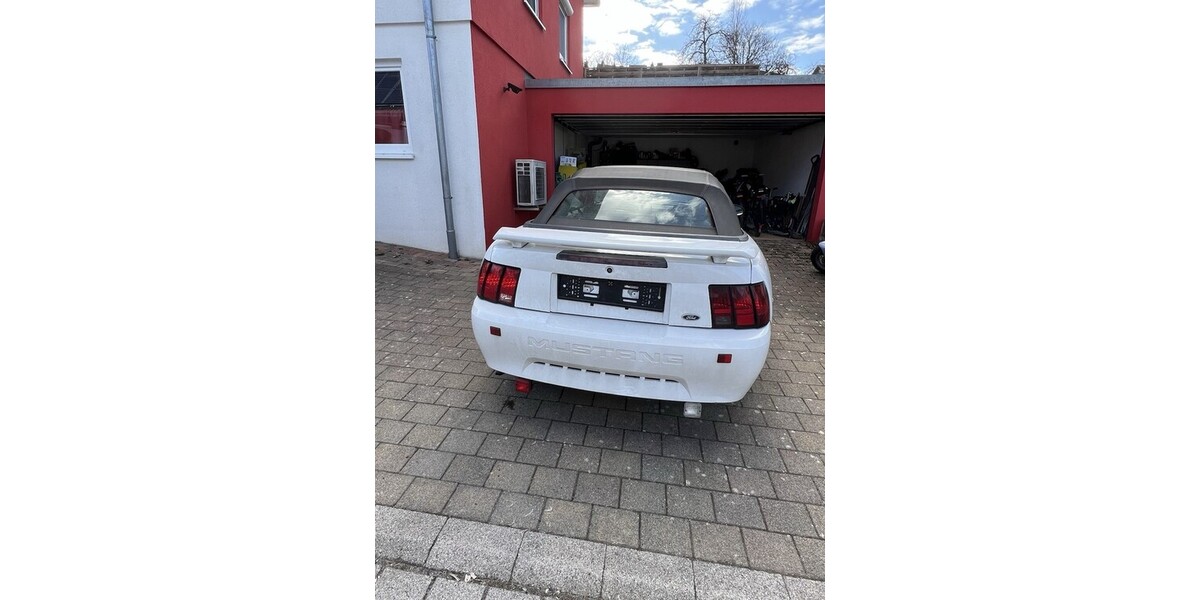 Ford Mustang 110.000 km 7.000 &euro; Nagold 72202