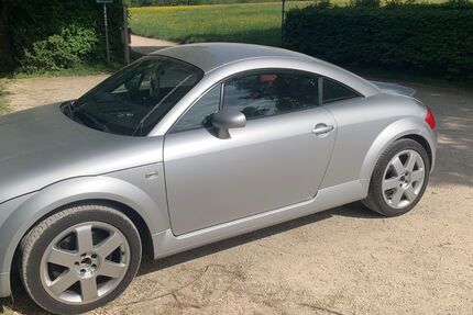 Audi TT 204.000 km 3.800 &euro; Frickenhausen 72636