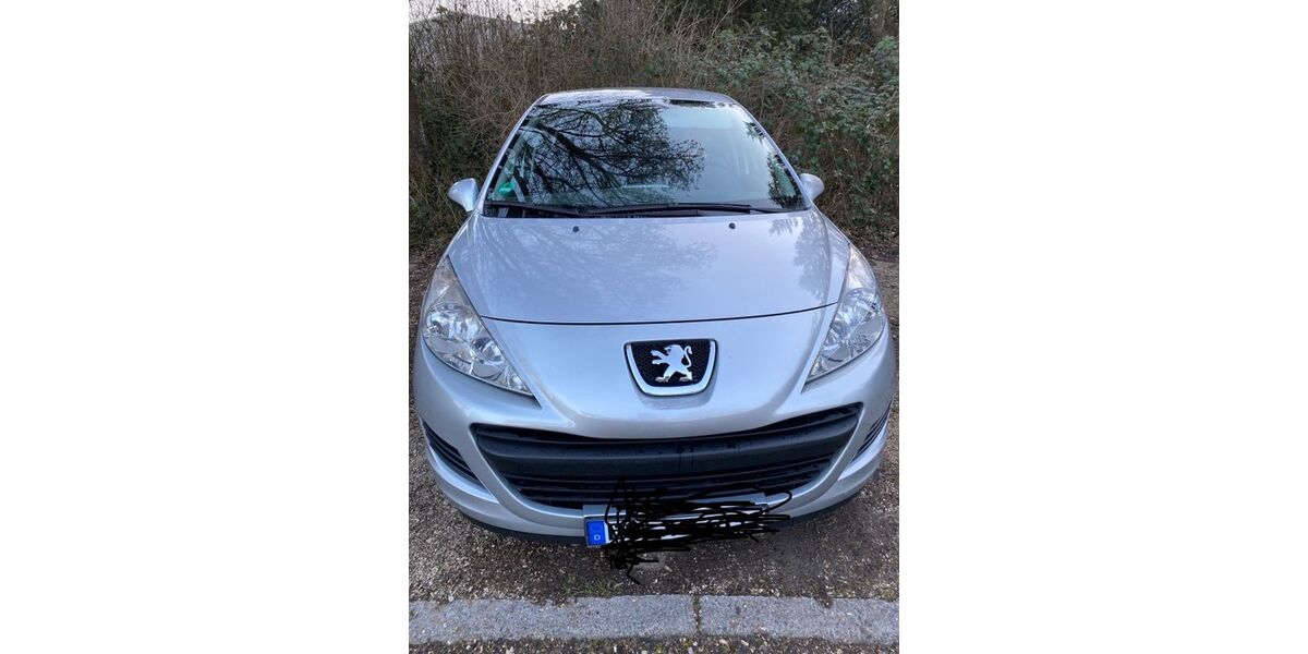 Peugeot 207 117.000 km 2.900 &euro; Reutlingen 72770
