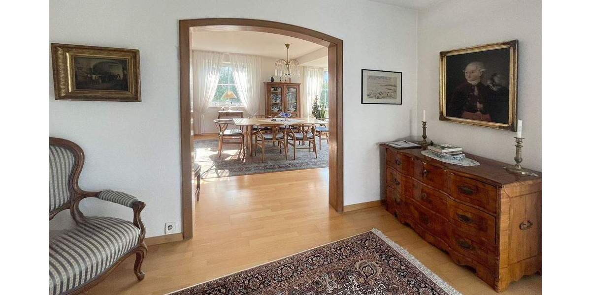 Einfamilienhaus Leonberg Ramtel - 6 Zimmer, 170 m&sup2;, 990.000&euro; | Angebot:24684442