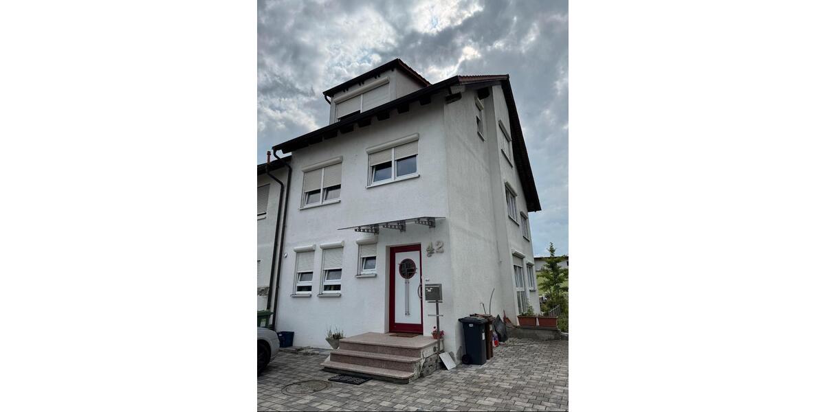Reihenhaus Eberdingen - 8 Zimmer, 201 m&sup2;, 560.000&euro; | Angebot:26213771