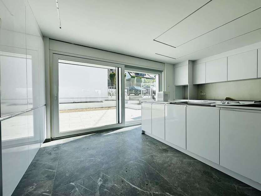Wohnung zum Kaufen in Sindelfingen 990.000 € 200 m²