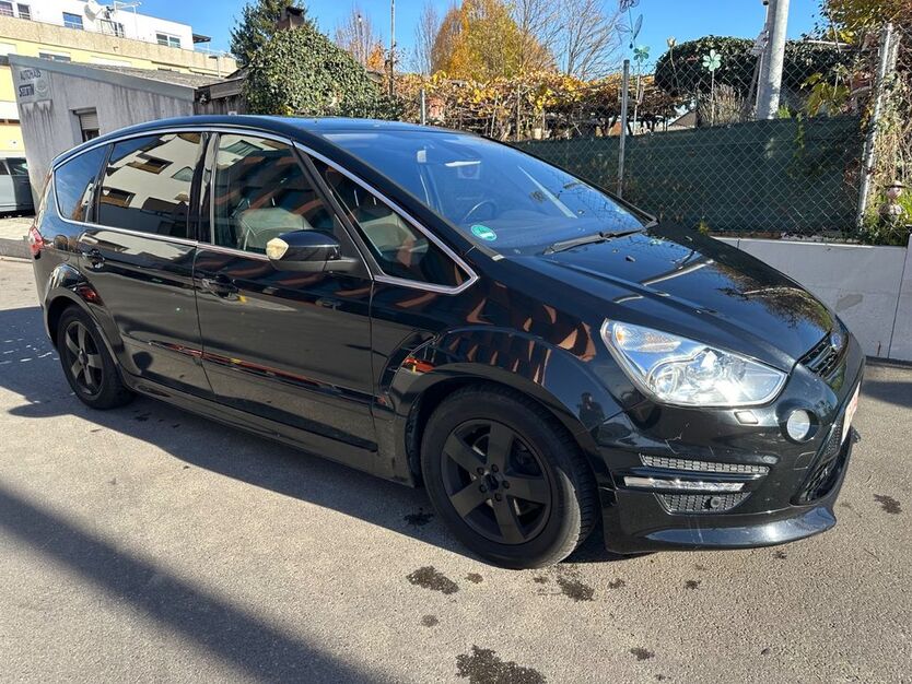 Ford S-Max 142.000 km 6.999 € Ditzingen 71254