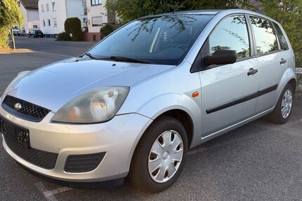 Ford Fiesta 119.000 km 1.690 &euro; Reutlingen 72770