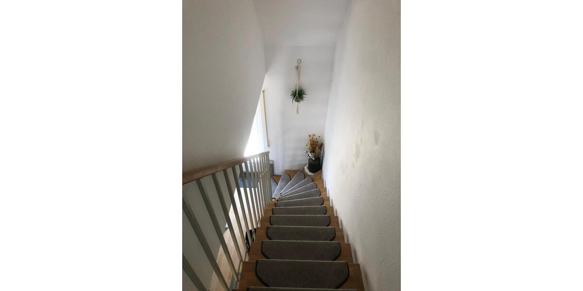 Dachgeschoßwohnung Korntal-Münchingen Münchingen - 3 Zimmer, 73 m&sup2;, 1.100&euro; | Angebot:26383044