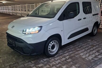 Toyota Proace City 47.000 km 19.990 &euro; Böblingen 71032