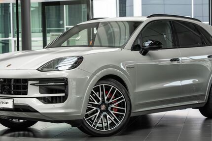 Porsche Cayenne 7.900 km 159.880 € Böblingen 71034