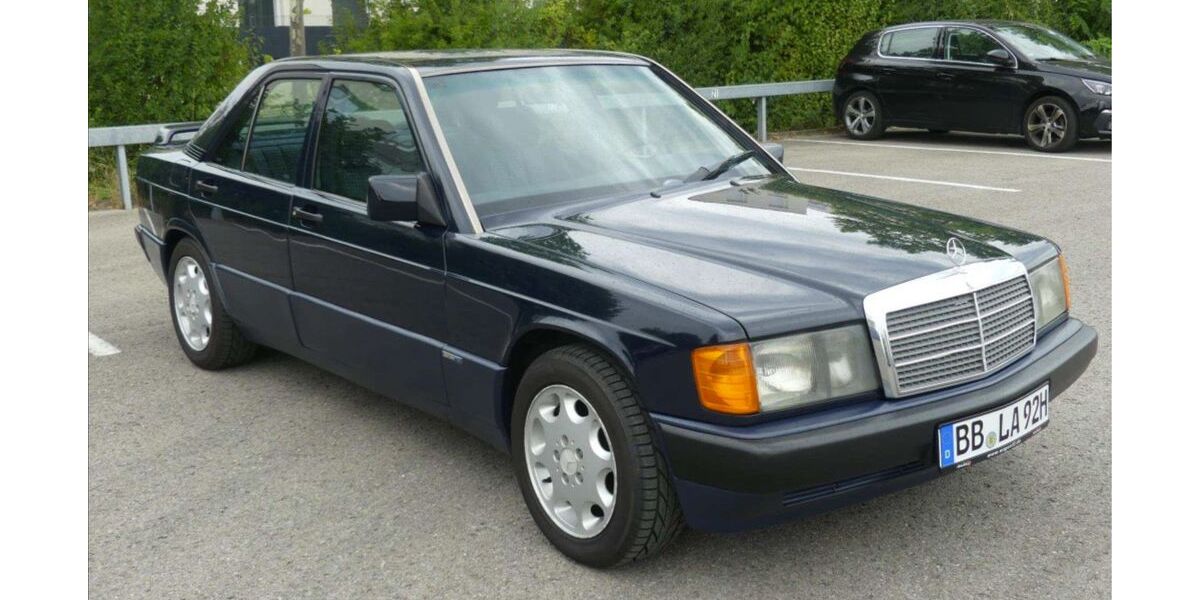 Mercedes-Benz 190 180.000 km 11.000 &euro; Holzgerlingen 71088