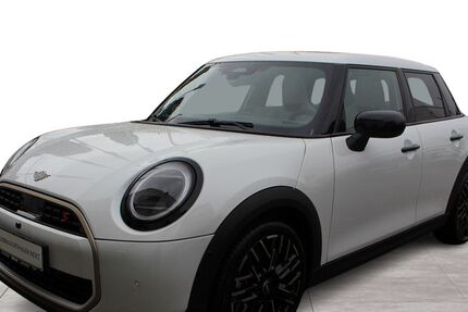 Mini Cooper S 5.690 km 34.990 € Filderstadt 70794