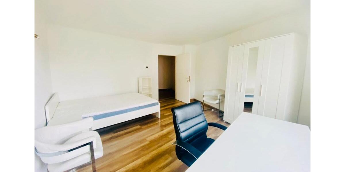 Erdgeschoßwohnung Ludwigsburg - 1.5 Zimmer, 28 m&sup2;, 650&euro; | Angebot:24601540