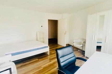 Wohnung Ludwigsburg - 1.5 Zimmer, 28 m&sup2;, 650&euro; | Angebot:24601540