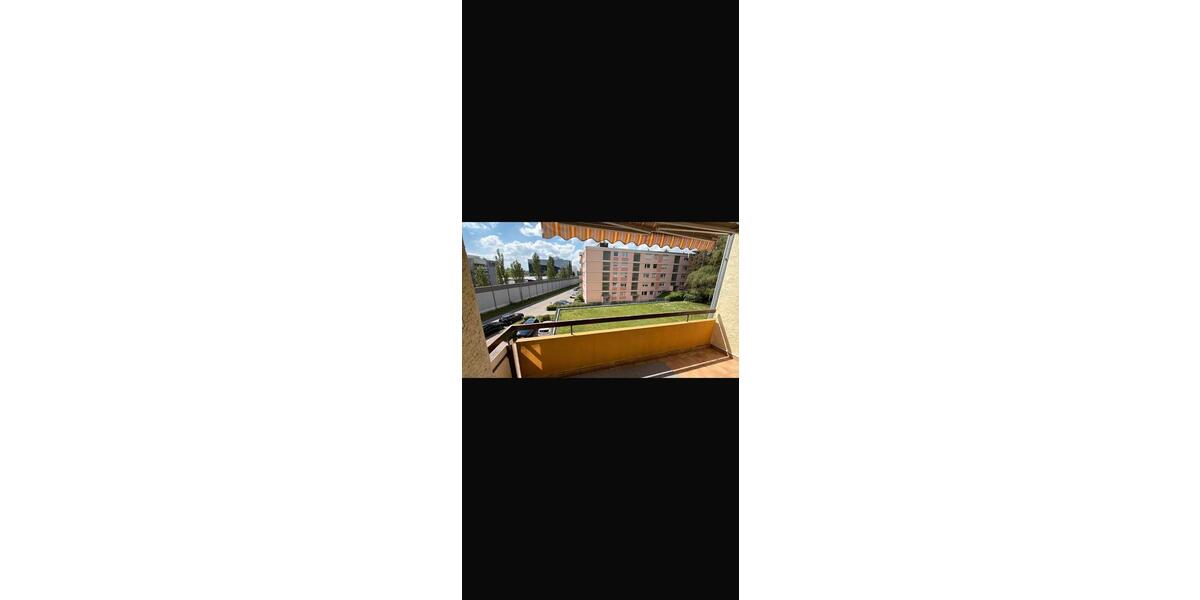 Etagenwohnung Sindelfingen Sindelfingen (Stadt) - 3 Zimmer, 70 m&sup2;, 1.100&euro; | Angebot:26357732