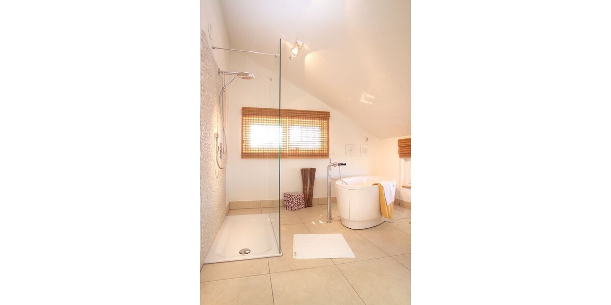 Villa in Filderstadt mit Bauplatz - Individuell geplantes Traumhaus mit gehobener Ausstattung - Villa Filderstadt Plattenhardt | Angebot:27644199