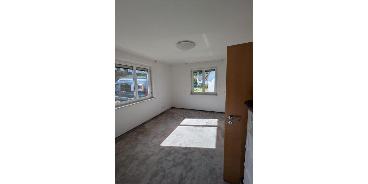 Doppelhaushälfte Aidlingen - 6 Zimmer, 110 m&sup2;, 1.400&euro; | Angebot:27617812