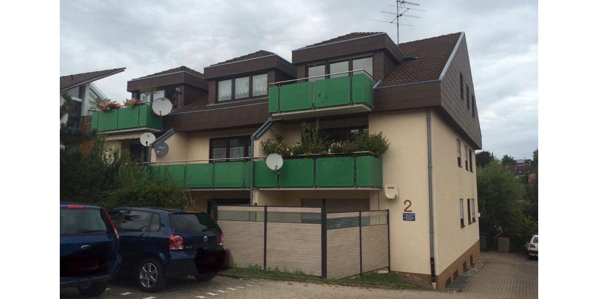 Dachgeschoßwohnung Rottenburg am Neckar - 2.5 Zimmer, 60 m&sup2;, 220.000&euro; | Angebot:23714041