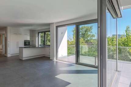 Wohnung Stuttgart Birkach - 2.5 Zimmer, 111 m&sup2;, 1.990&euro; | Angebot:27141761