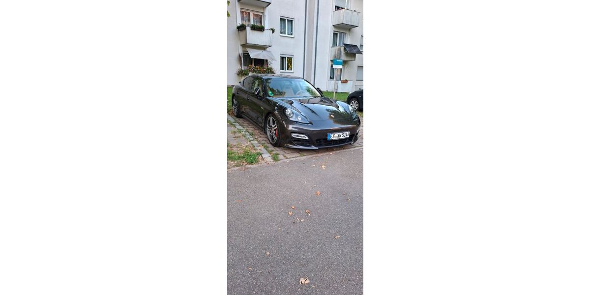 Porsche Panamera 151.000 km 30.500 &euro; OSTFILDERN 73760