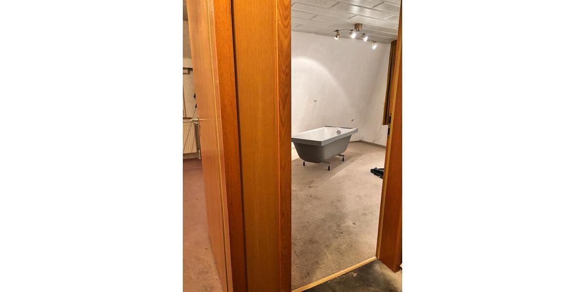 Einfamilienhaus Sindelfingen Eichholz - 4 Zimmer, 140 m&sup2;, 1.500&euro; | Angebot:24654081