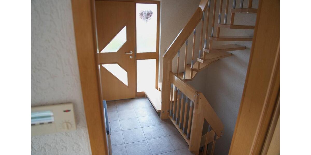 Einfamilienhaus Herrenberg - 6 Zimmer, 129 m&sup2;, 650.000&euro; | Angebot:27223016