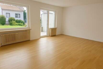 neu saniert: Reihenhaus in ruhiger Lage von Leonberg 5 zimmer