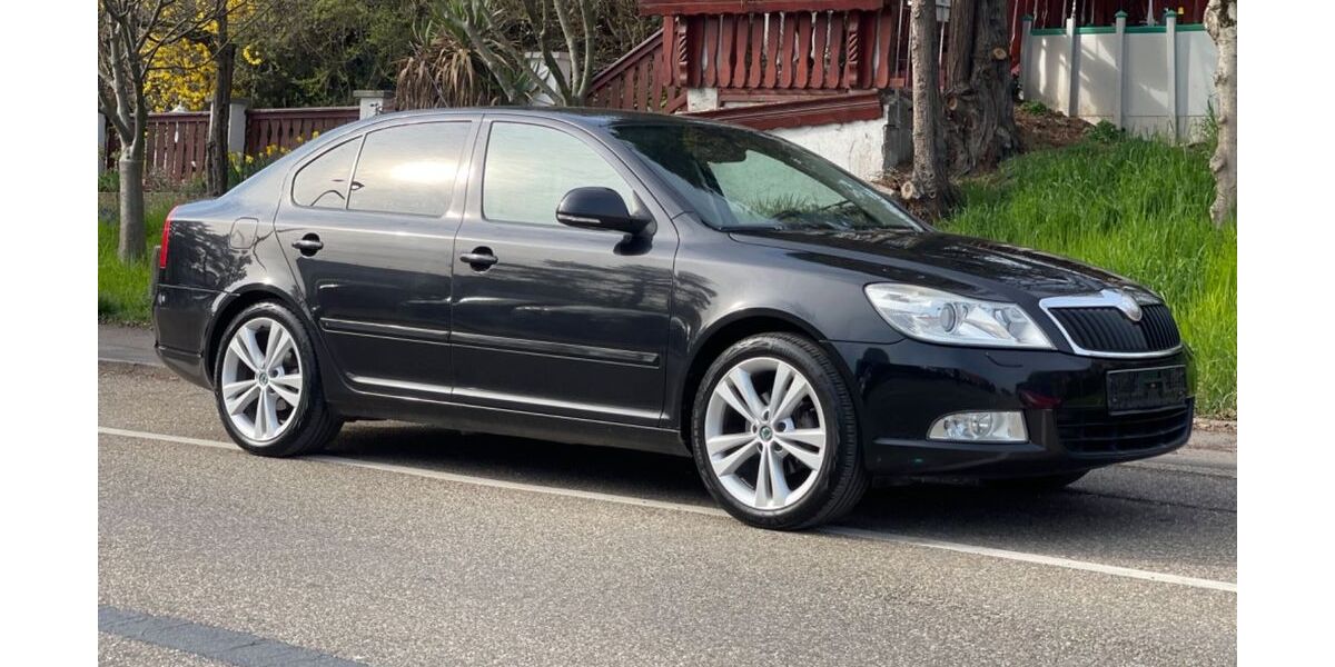 Skoda Octavia 221.000 km 2.900 &euro; Fellbach 70736