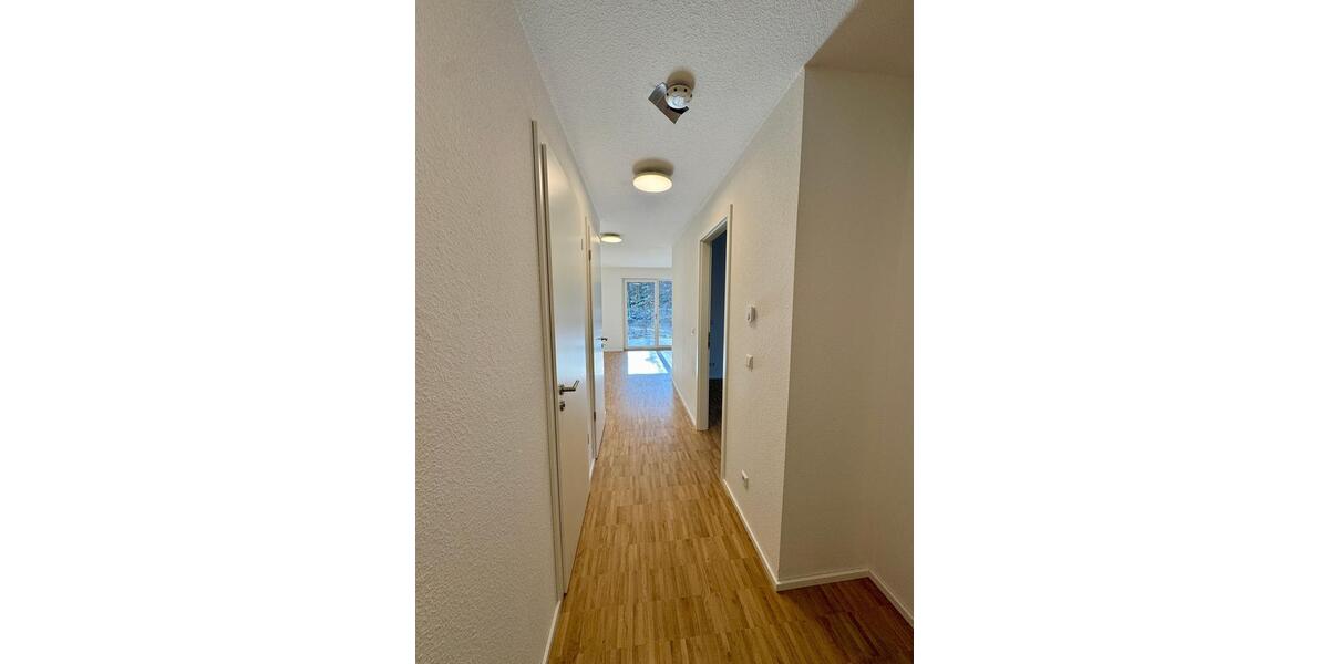 Erdgeschoßwohnung Remseck am Neckar - 3 Zimmer, 80 m&sup2;, 1.550&euro; | Angebot:26348643