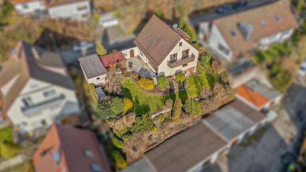 Einfamilienhaus Calw / Alzenberg Alzenberg - 4 Zimmer, 127 m&sup2;, 420.000&euro; | Angebot:24865326