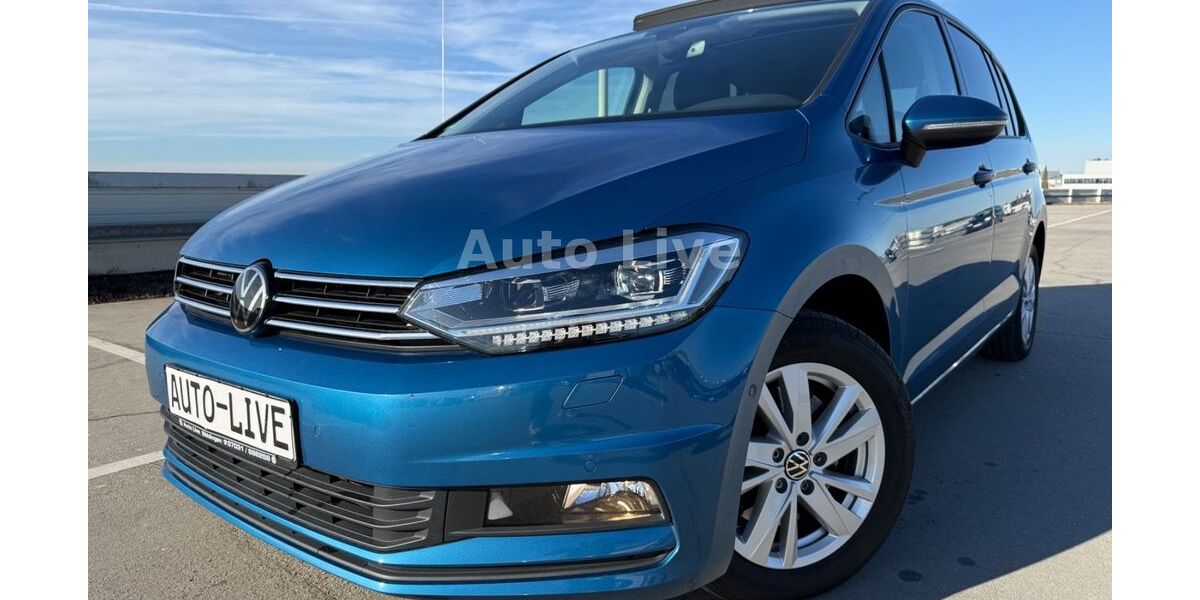 VW Touran 98.368 km 26.990 &euro; Böblingen/Stuttgart 71034