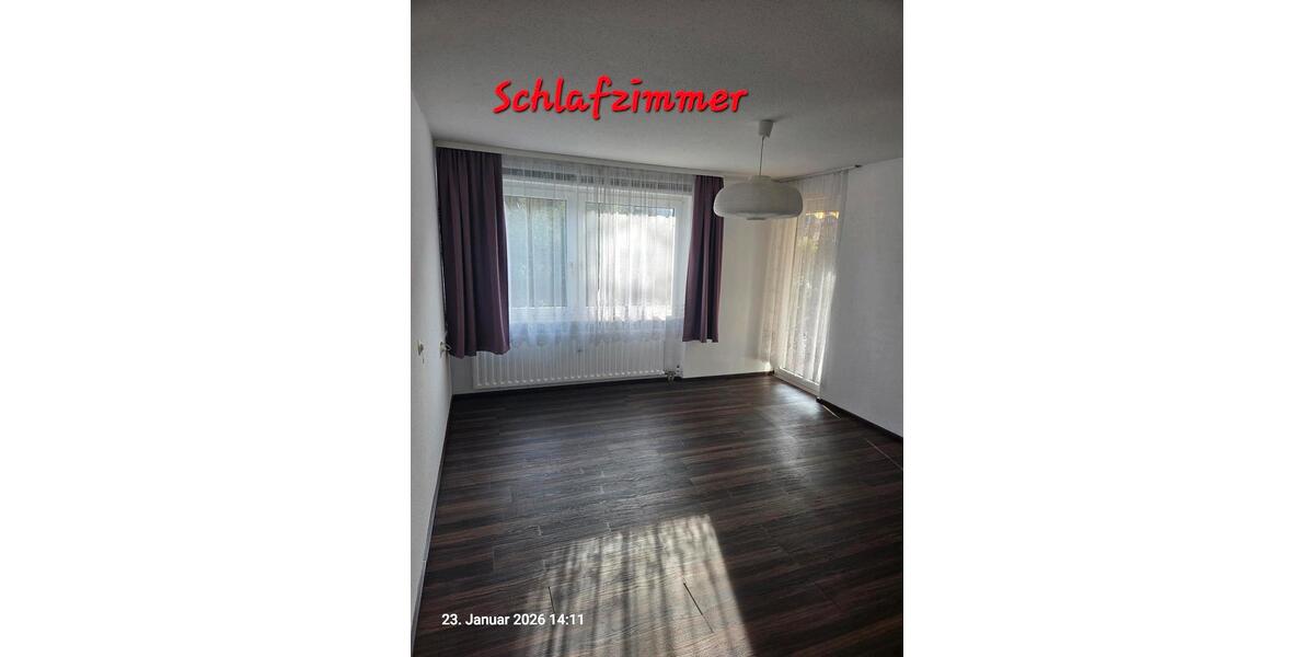 Etagenwohnung Freiberg am Neckar - 2.5 Zimmer, 77 m&sup2;, 285.000&euro; | Angebot:24701329