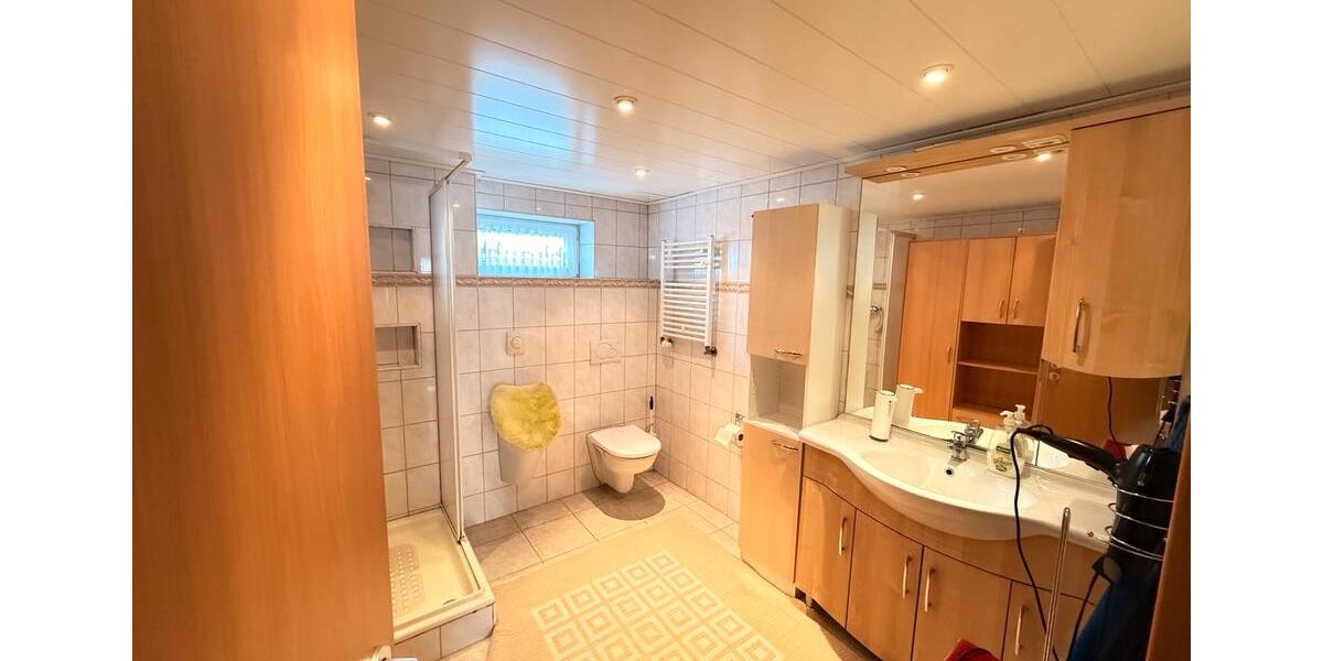 Mehrfamilienhaus, Wohnhaus Pforzheim Eutingen - 7 Zimmer, 175 m&sup2;, 599.000&euro; | Angebot:25510335