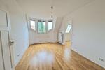 Dachgeschoßwohnung Stuttgart Stuttgart-Mitte - 5 Zimmer, 134 m&sup2;, 2.796&euro; | Angebot:24659602