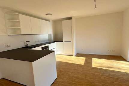 Wohnung Remseck am Neckar - 3 Zimmer, 80 m&sup2;, 1.560&euro; | Angebot:25920399