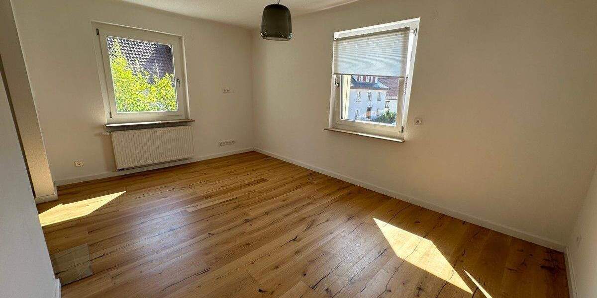 Einfamilienhaus Waiblingen / Beinstein Beinstein - 8 Zimmer, 233 m&sup2;, 2.680&euro; | Angebot:25340118