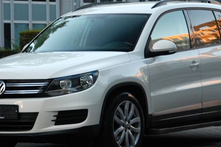 VW Tiguan 57.000 km 13.990 € Stuttgart 70567