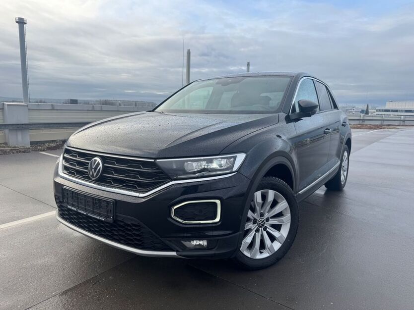 VW T-Roc 110.989 km 21.750 € Sindelfingen/Stuttgart 71065