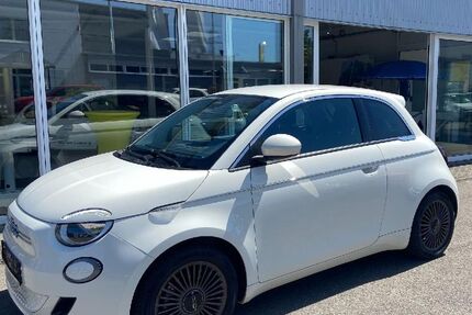 Fiat 500e 5.500 km 23.990 &euro; Asperg 71679