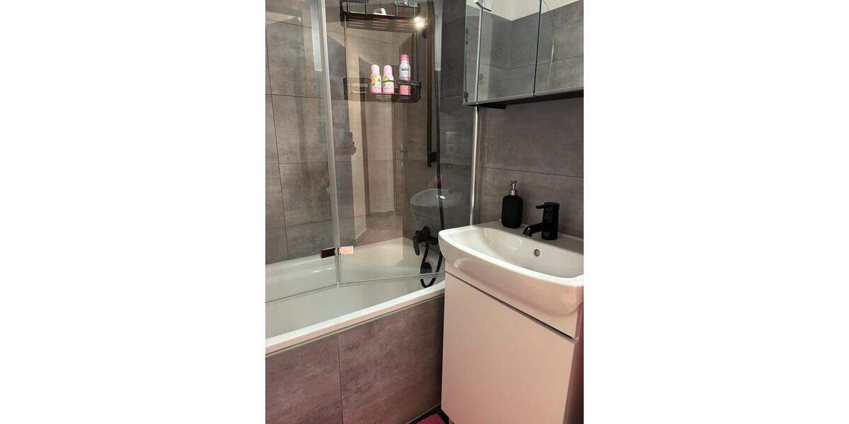 Etagenwohnung Ludwigsburg Eglosheim - 1 Zimmer, 16 m&sup2;, 480&euro; | Angebot:24615041