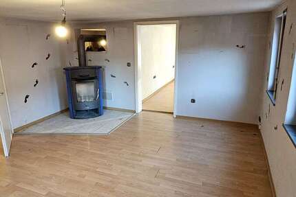 Haus Mühlacker - 8 Zimmer, 252 m&sup2;, 1.850&euro; | Angebot:27633571