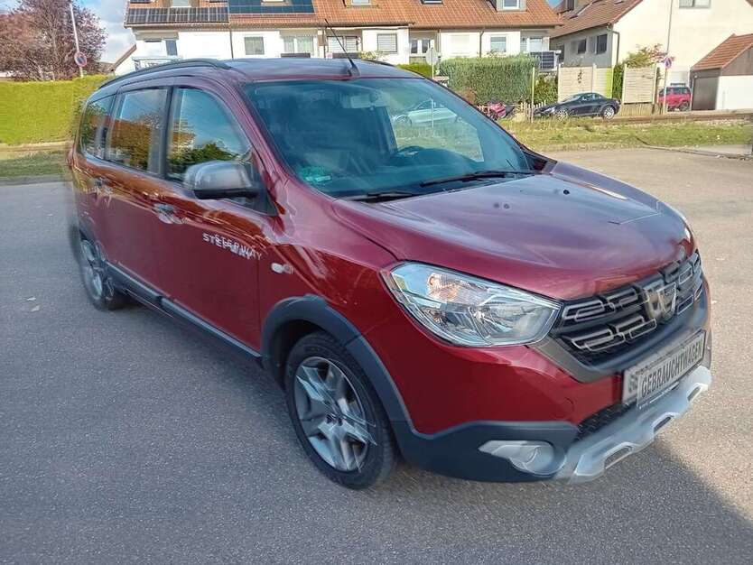 Dacia Lodgy 180.350 km 8.900 € Holzgerlingen 71088