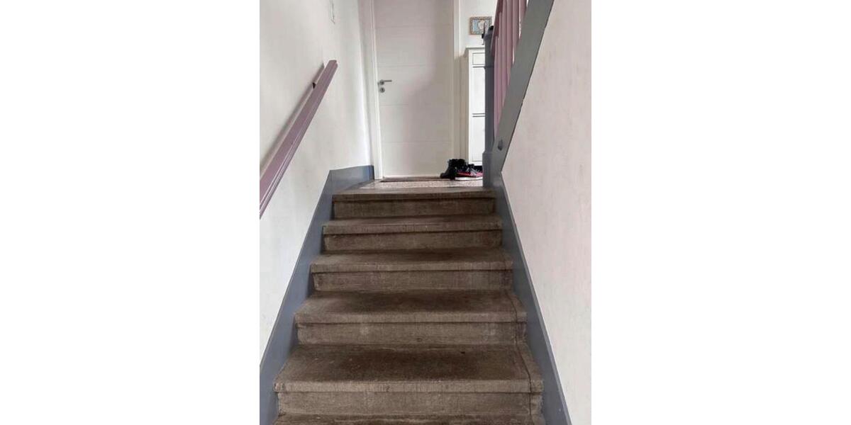 Mehrfamilienhaus, Wohnhaus Metzingen - 9 Zimmer, 240 m&sup2;, 690.000&euro; | Angebot:24256431