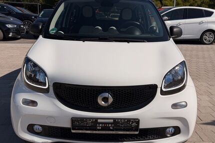Smart ForFour 64.887 km 6.999 &euro; Stuttgart 70376