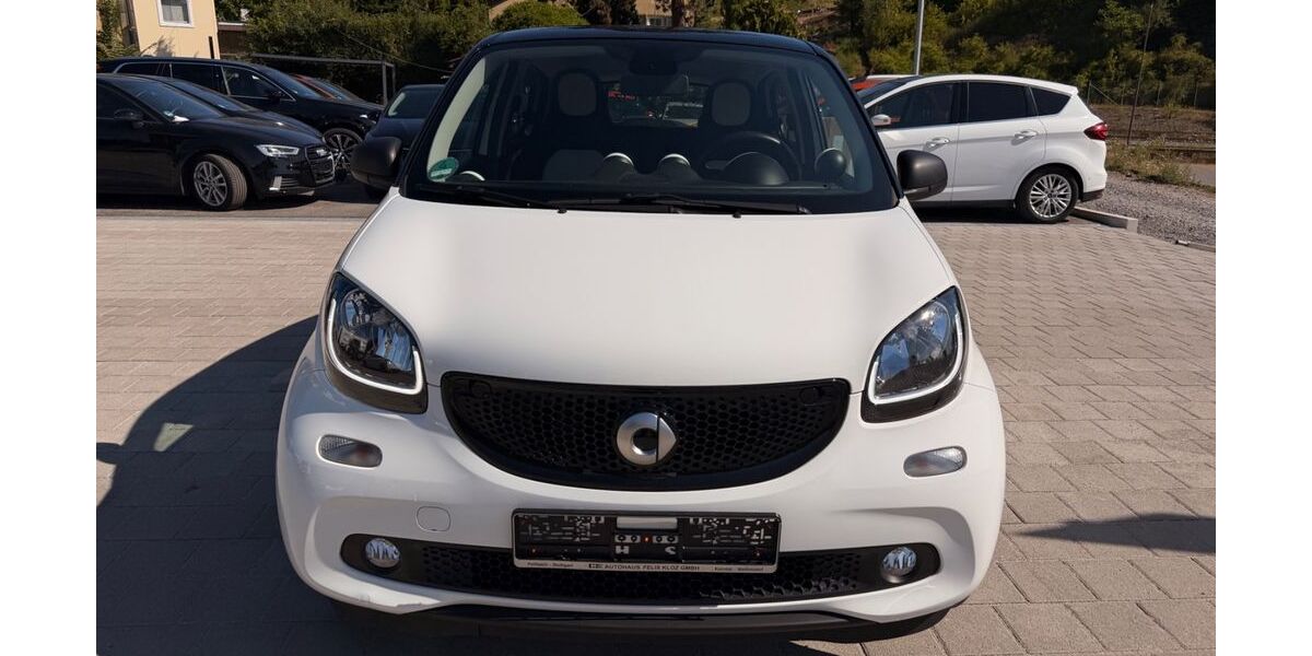 Smart ForFour 64.887 km 6.999 &euro; Stuttgart 70376
