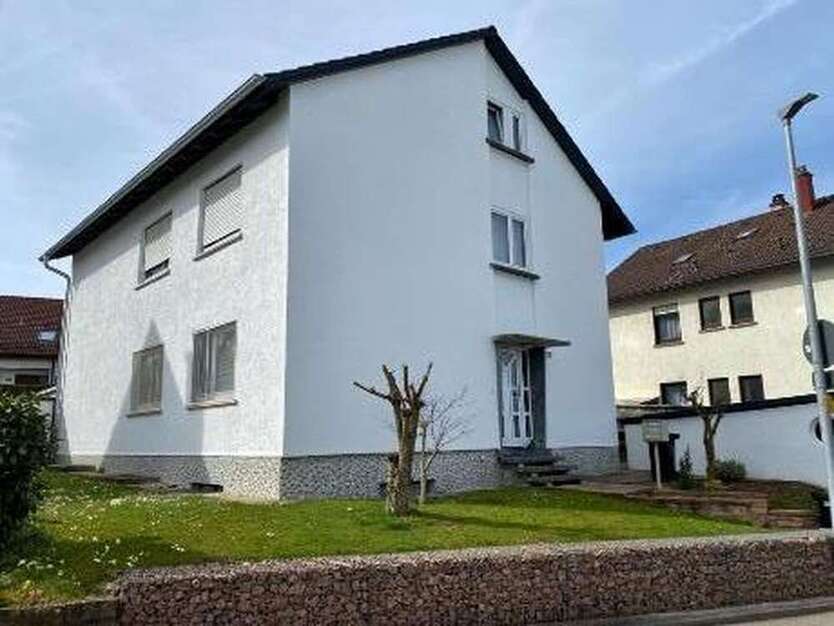 Haus zum Kaufen in Schwieberdingen 675.000 € 200 m²
