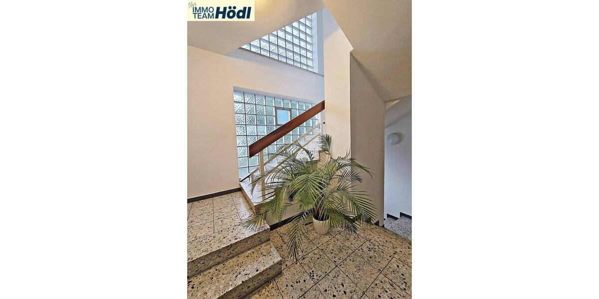 Gewerbeobjekt Tübingen Innenstadt - 7 Zimmer, 178 m&sup2;, 2.250&euro; | Angebot:26617670