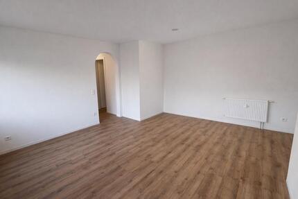 Wohnung Esslingen am Neckar Oberesslingen - 3 Zimmer, 74 m&sup2;, 1.200&euro; | Angebot:25292657