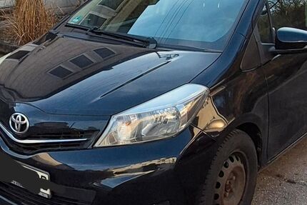 Toyota Yaris 112.000 km 6.999 &euro; Leinfelden-Echterdingen 70771