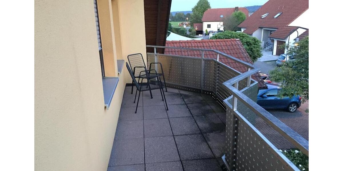 Dachgeschoßwohnung Rottenburg am Neckar - 3 Zimmer, 101 m&sup2;, 1.000&euro; | Angebot:27572669