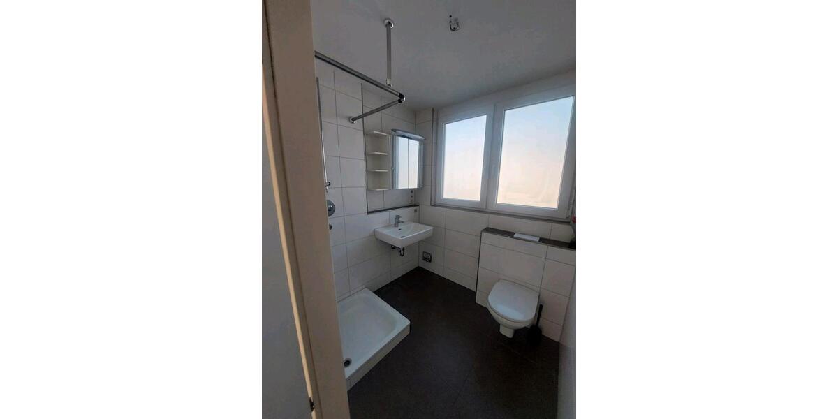 Dachgeschoßwohnung Ostfildern - 5 Zimmer, 130 m&sup2;, 1.650&euro; | Angebot:24605853